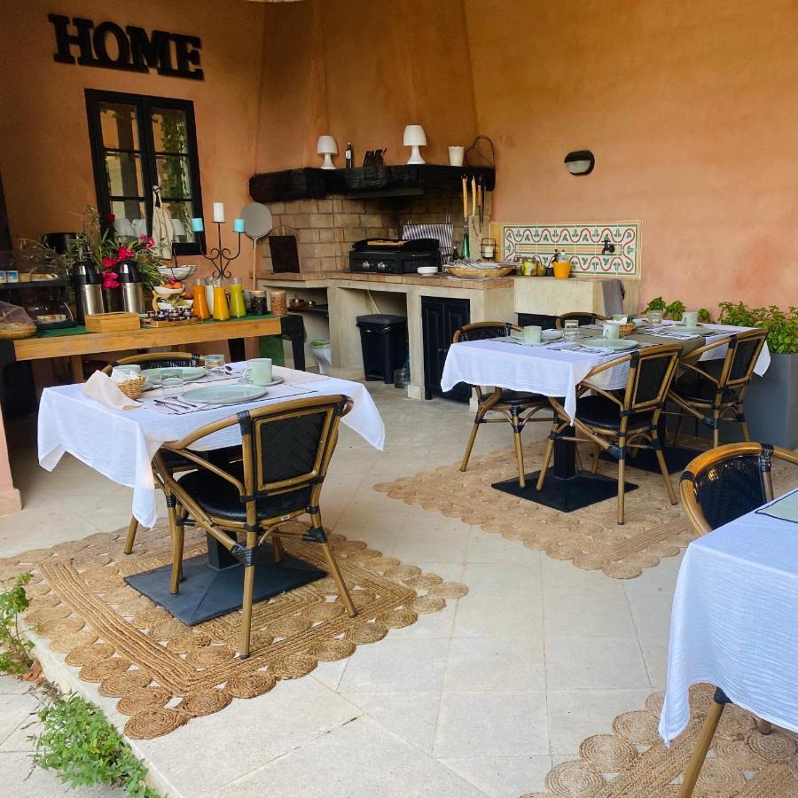 Hestia Bed and Breakfast Robion en Luberon Exteriör bild